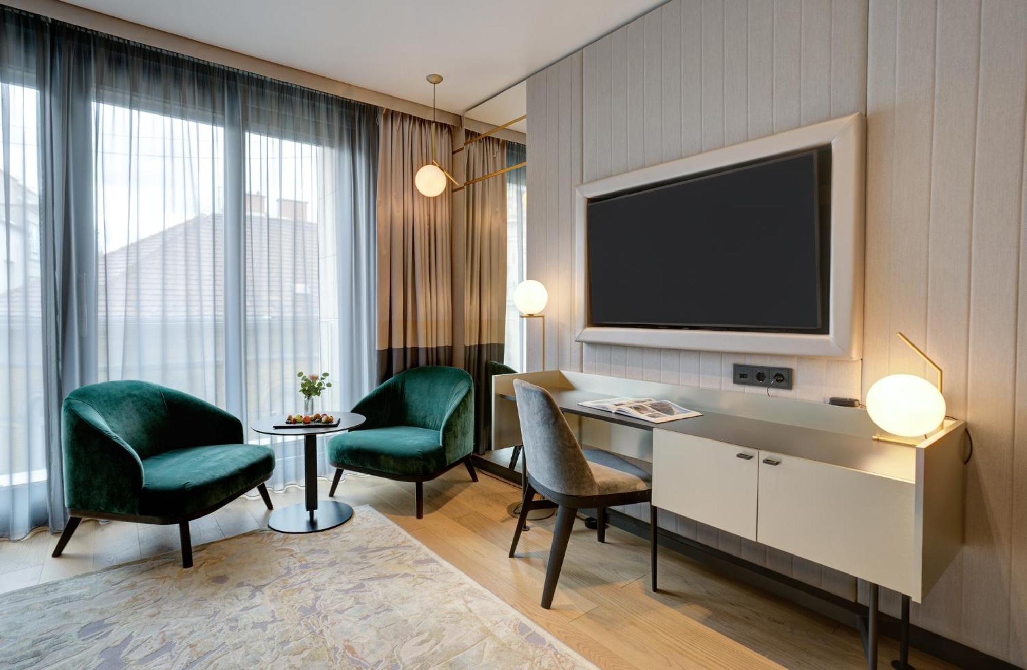 Emerald Downtown Luxury By Continental Group 2* Budapest