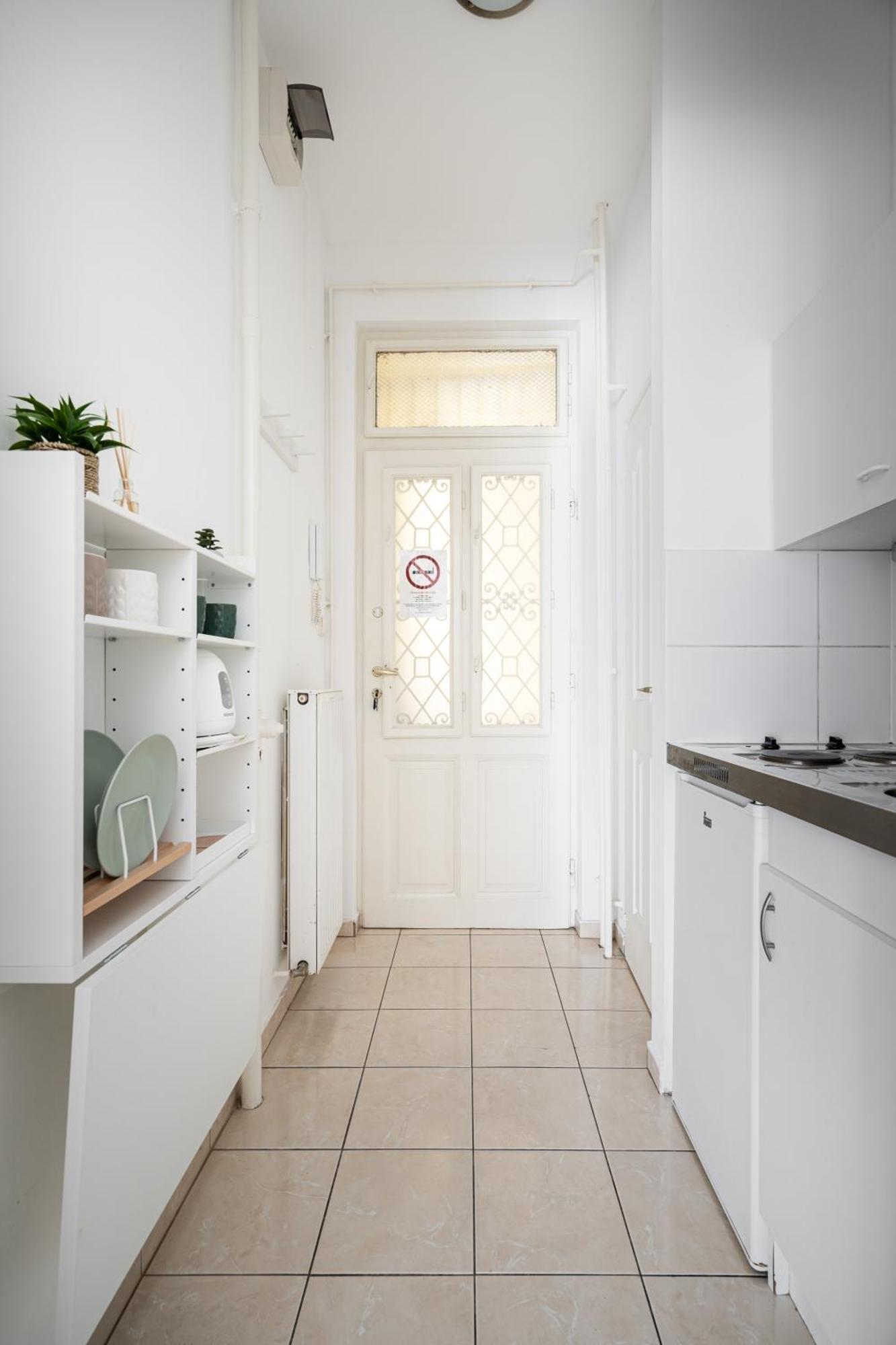 Gleaming Wise Studio Apartamento *