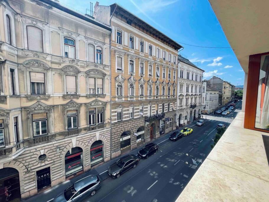 Comfort -2bedroom,central,balcony,elevator,ac Appartamento Budapest
