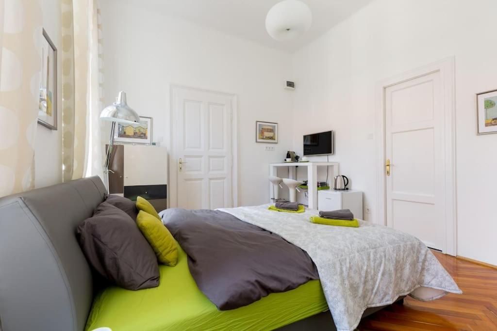 Apartmán Riverside Green, 5th District