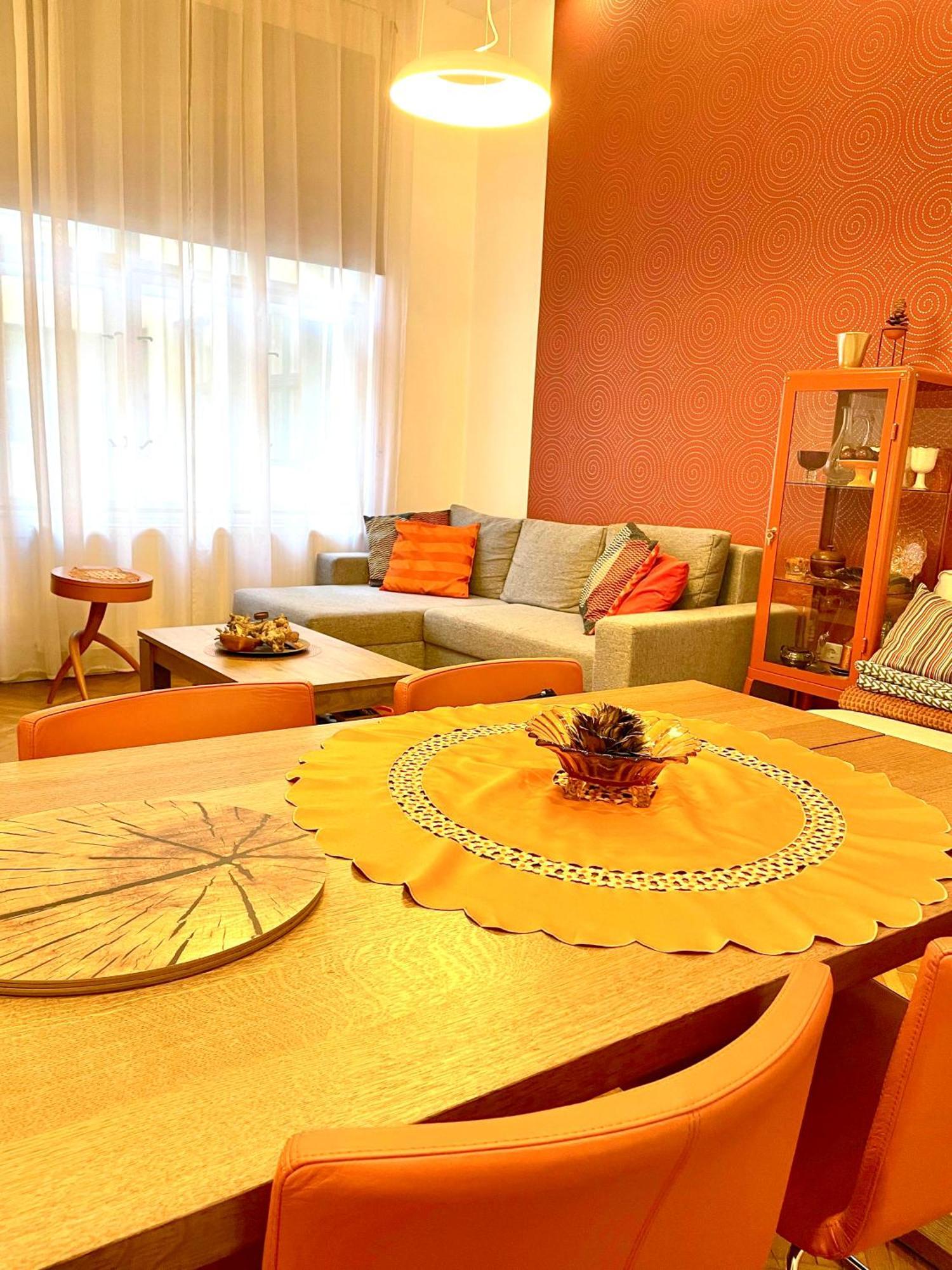 Orange Pearl 3 Next To Danube *