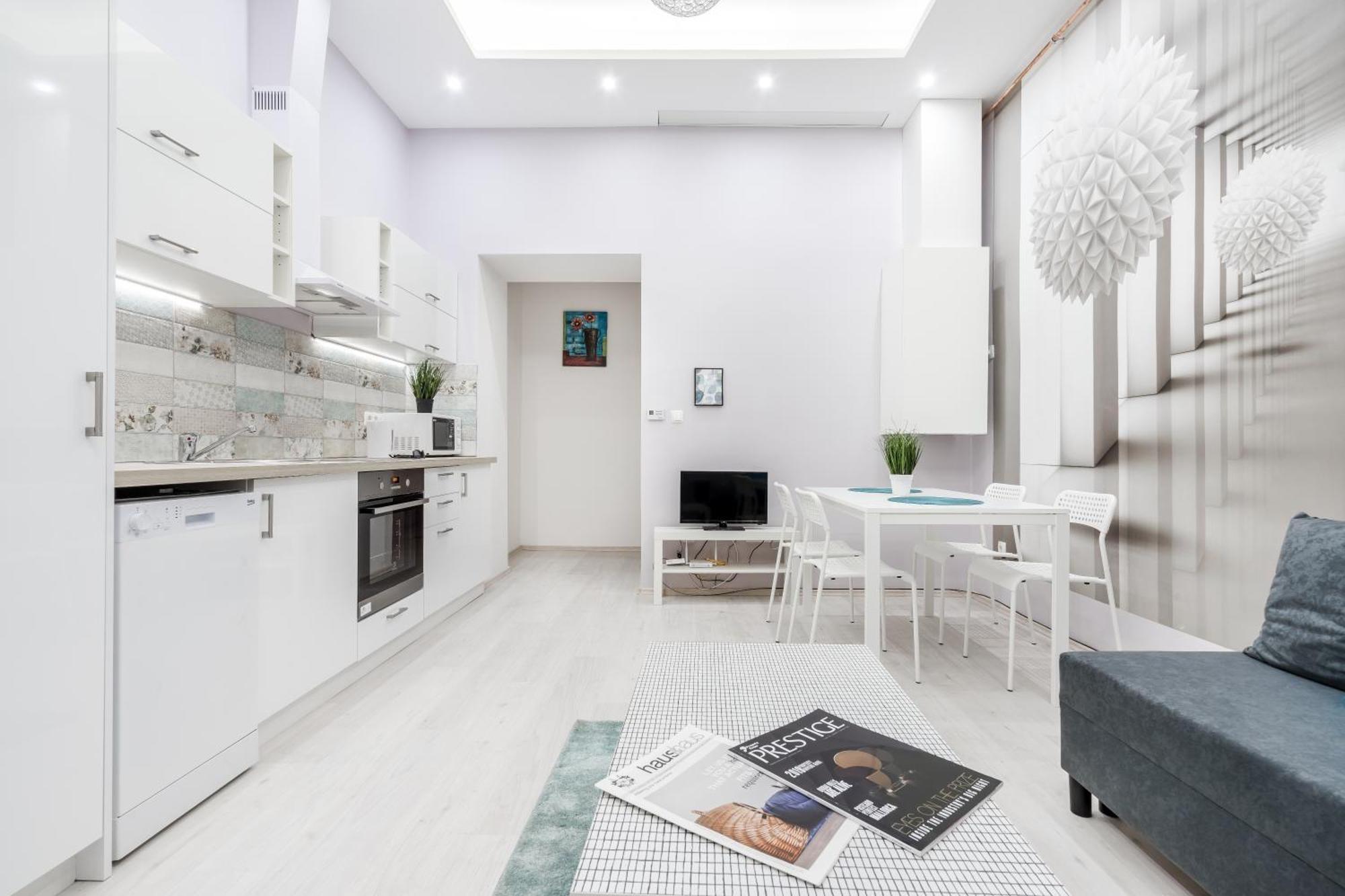 Cozy 2 Bedroom 2 Bathroom In The Centre * Budapest