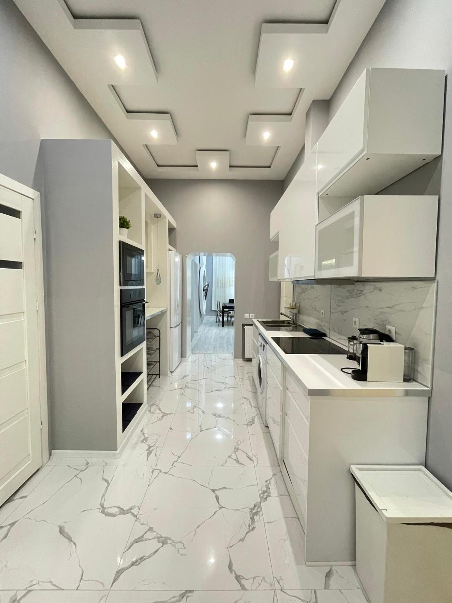 Sapphire - 5 Rooms, 2 Bathrooms Appartamento