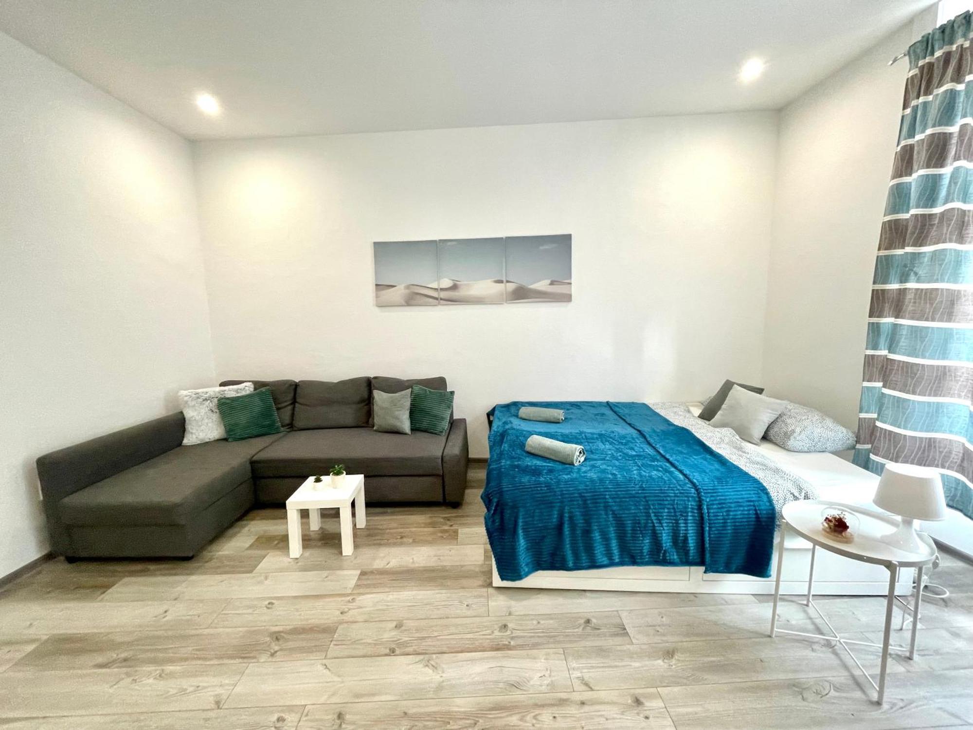 Relax With 2 Bedroom, 2 Bathroom For 6 People In The Centre Free Coffee Lägenhet
