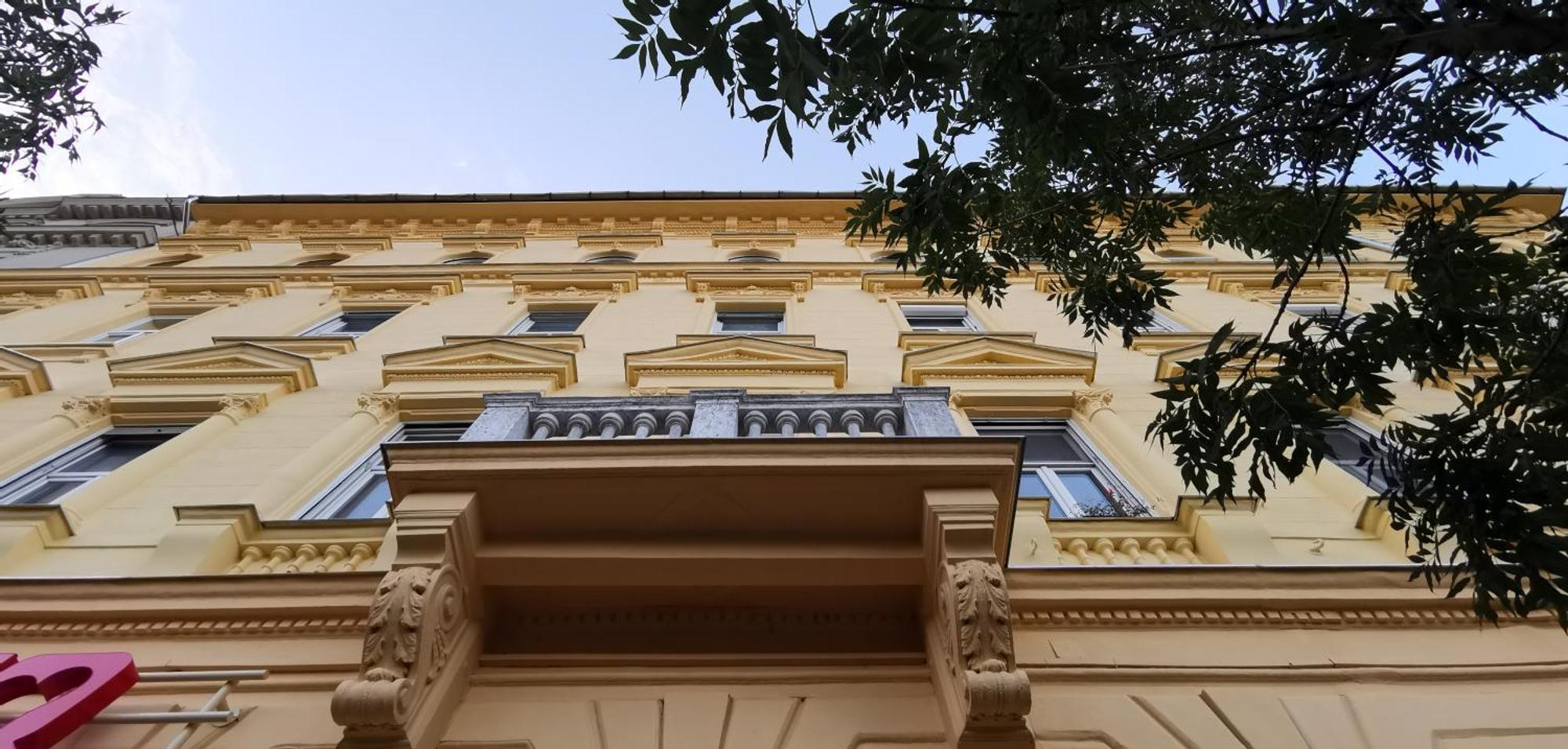 Westend, Peace & * Budapest