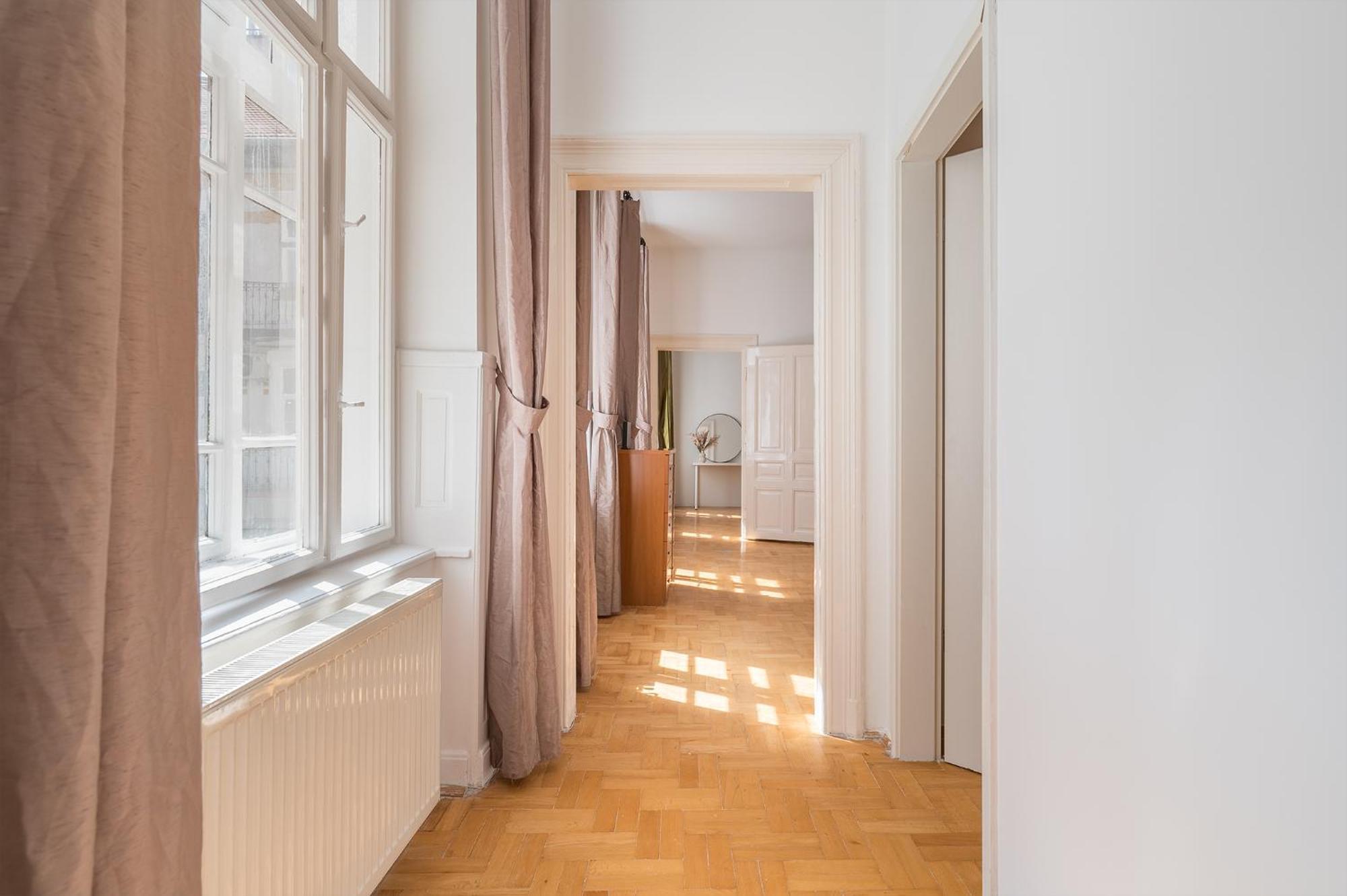 Quiet Central Near Heroes Square By Cavaland Apartamento