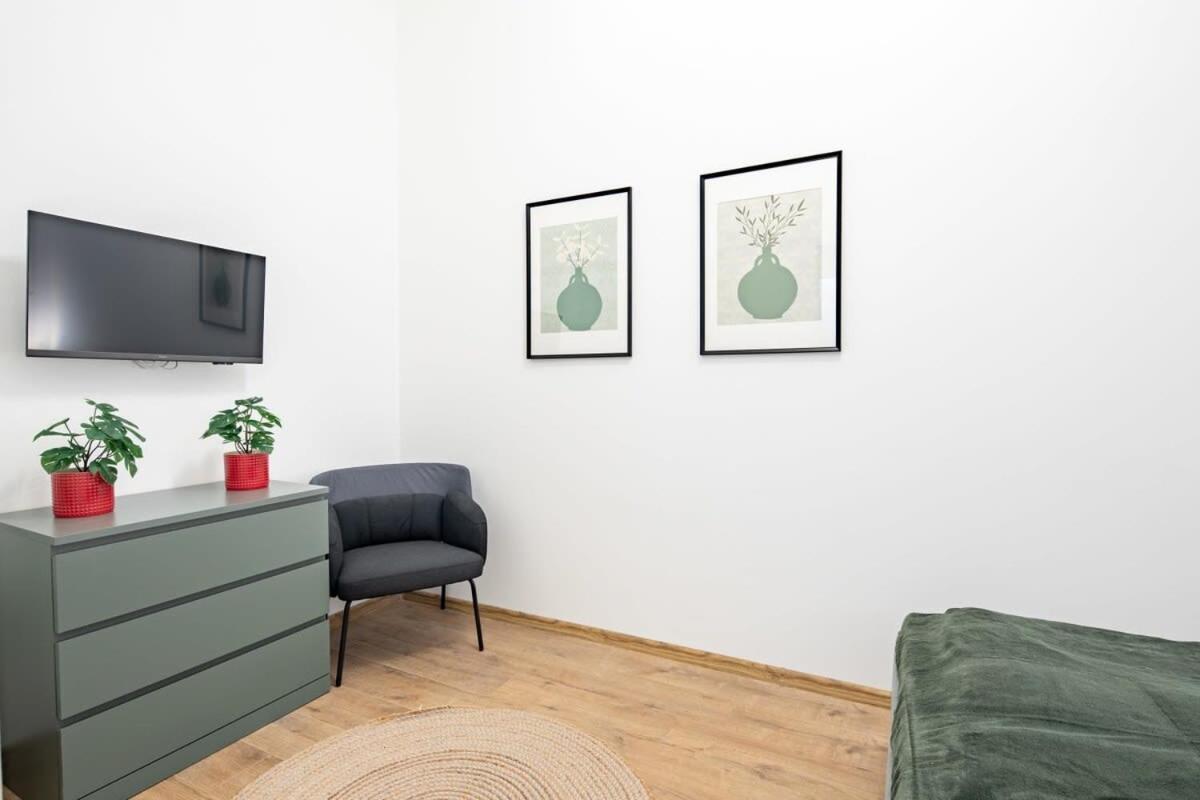 - New - Comfy Ac * Budapest