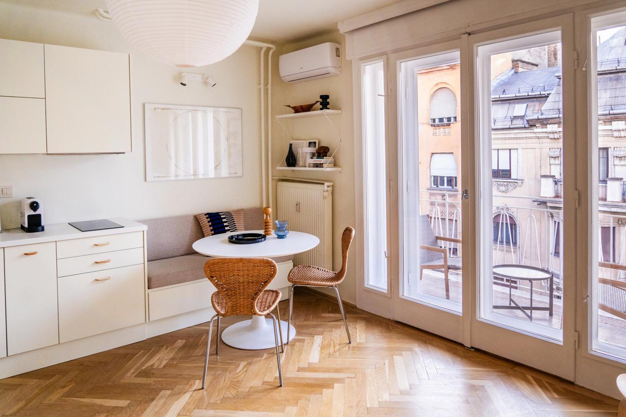 Pannonia View Delight Apartamento *