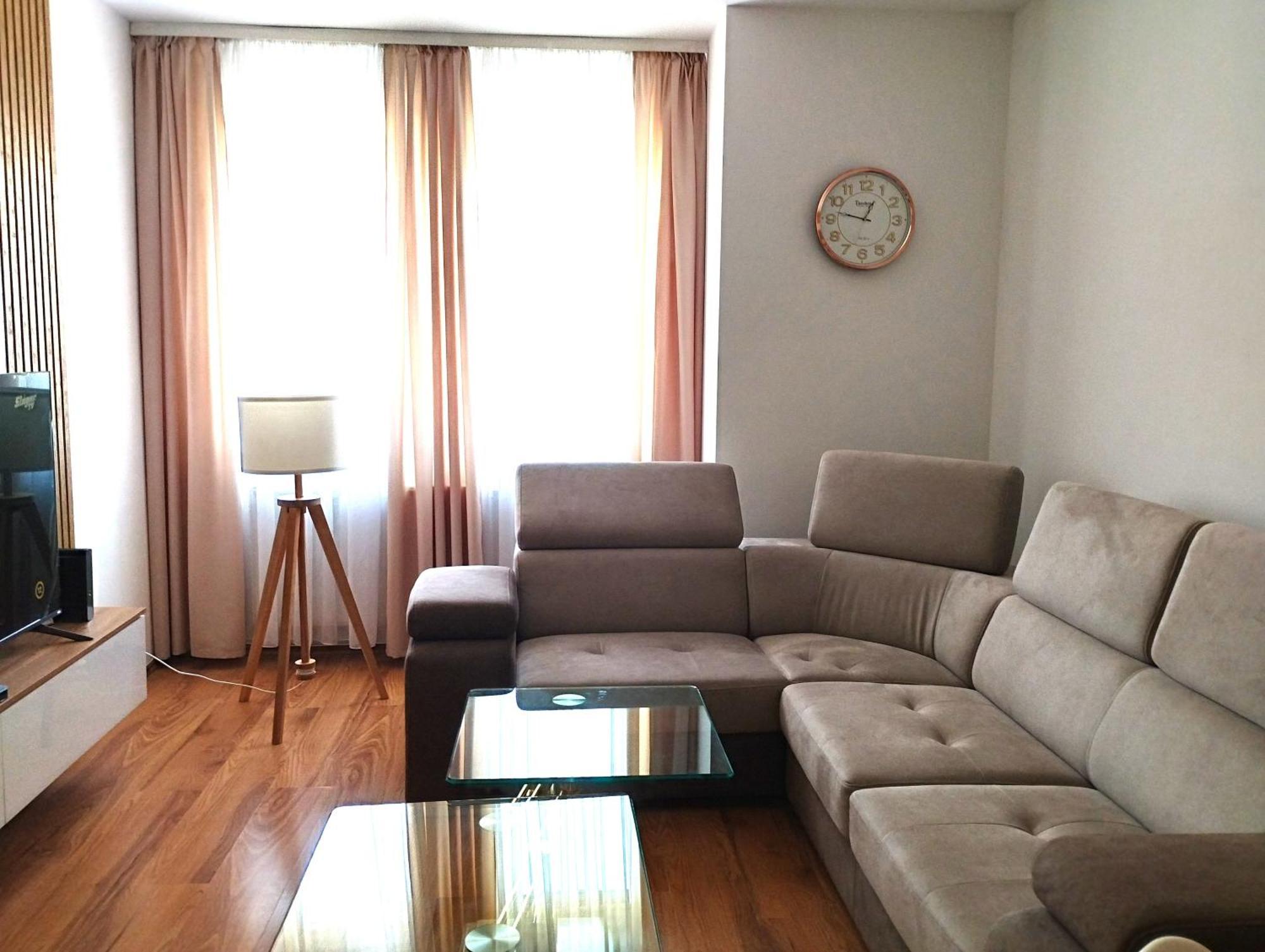 Apartment Sweet *