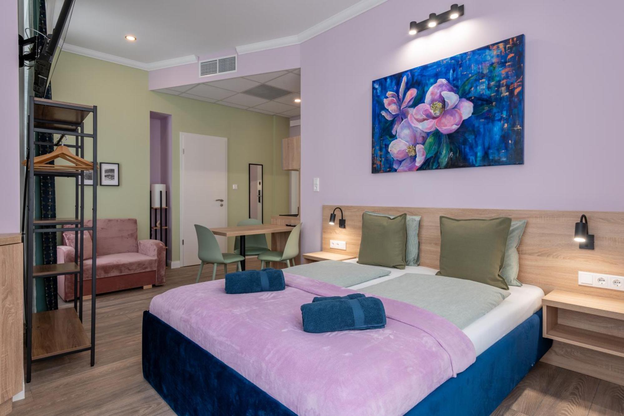 Holidays Downtown Apartahotel