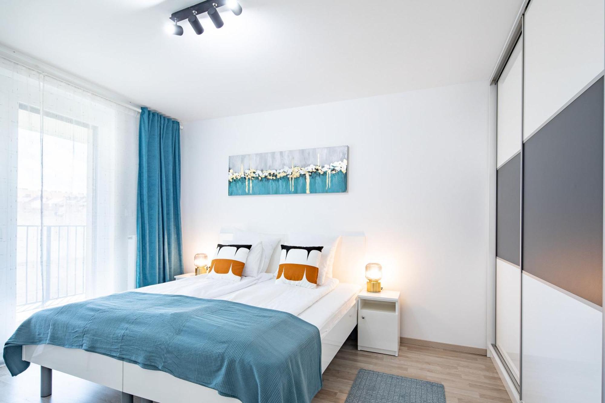 Appartement - Balcony - Brand New - Sunny
