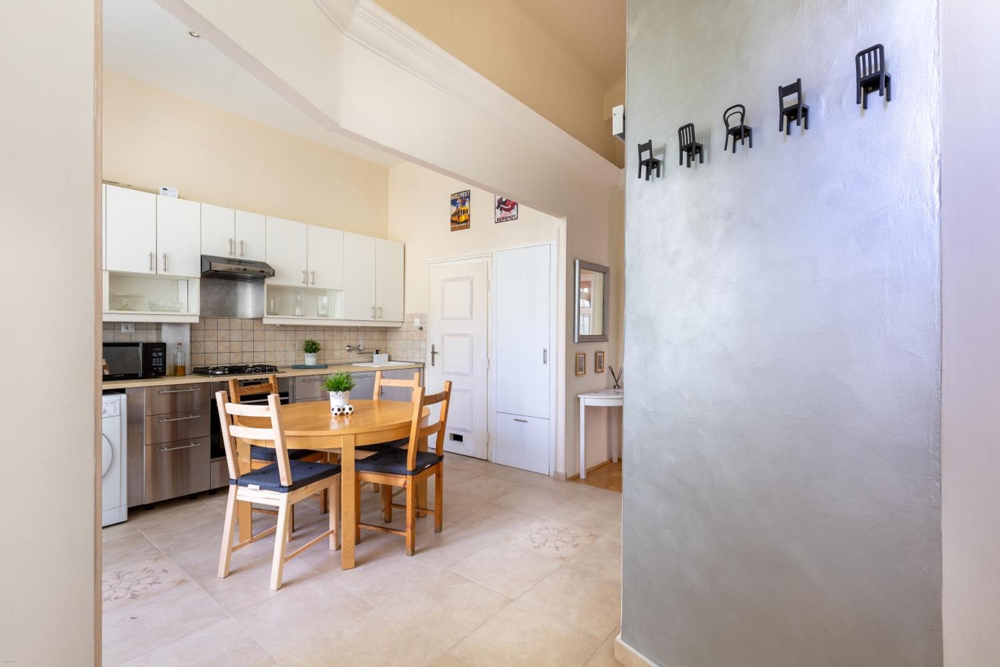 Gde Wesselenyi 8 * Budapest