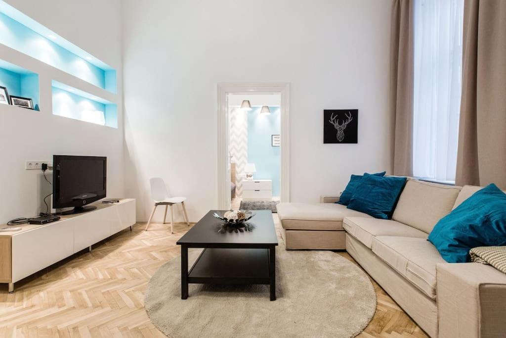 Luxury St Stephen's Basilica Apartman