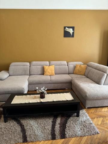 Izabella Apartman *