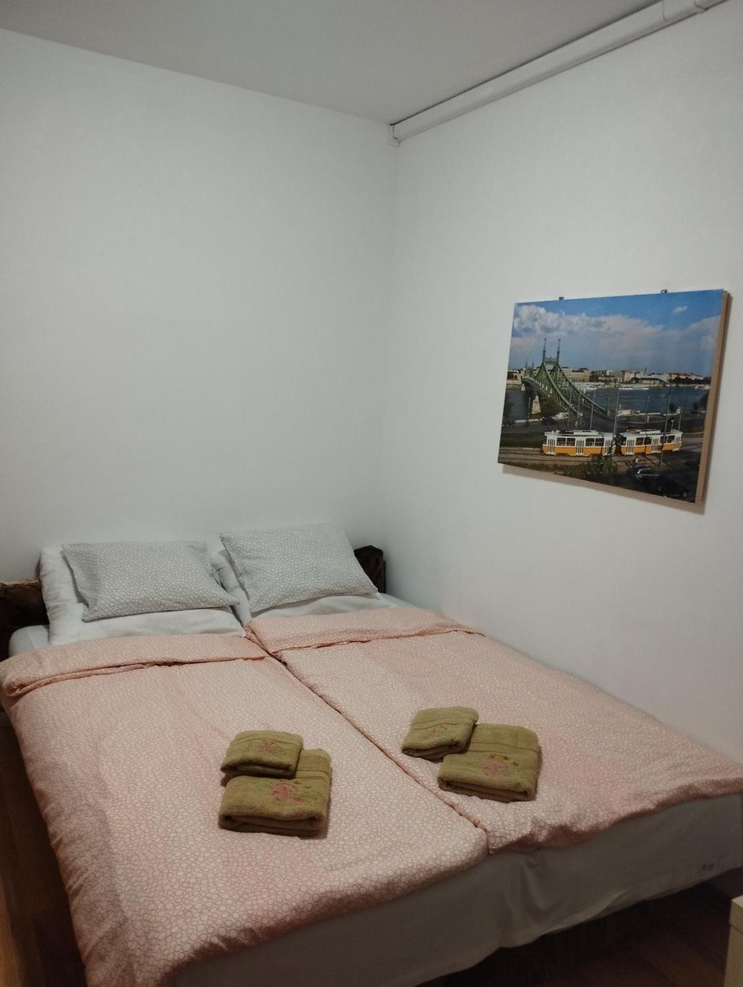 Apartment Sweet *