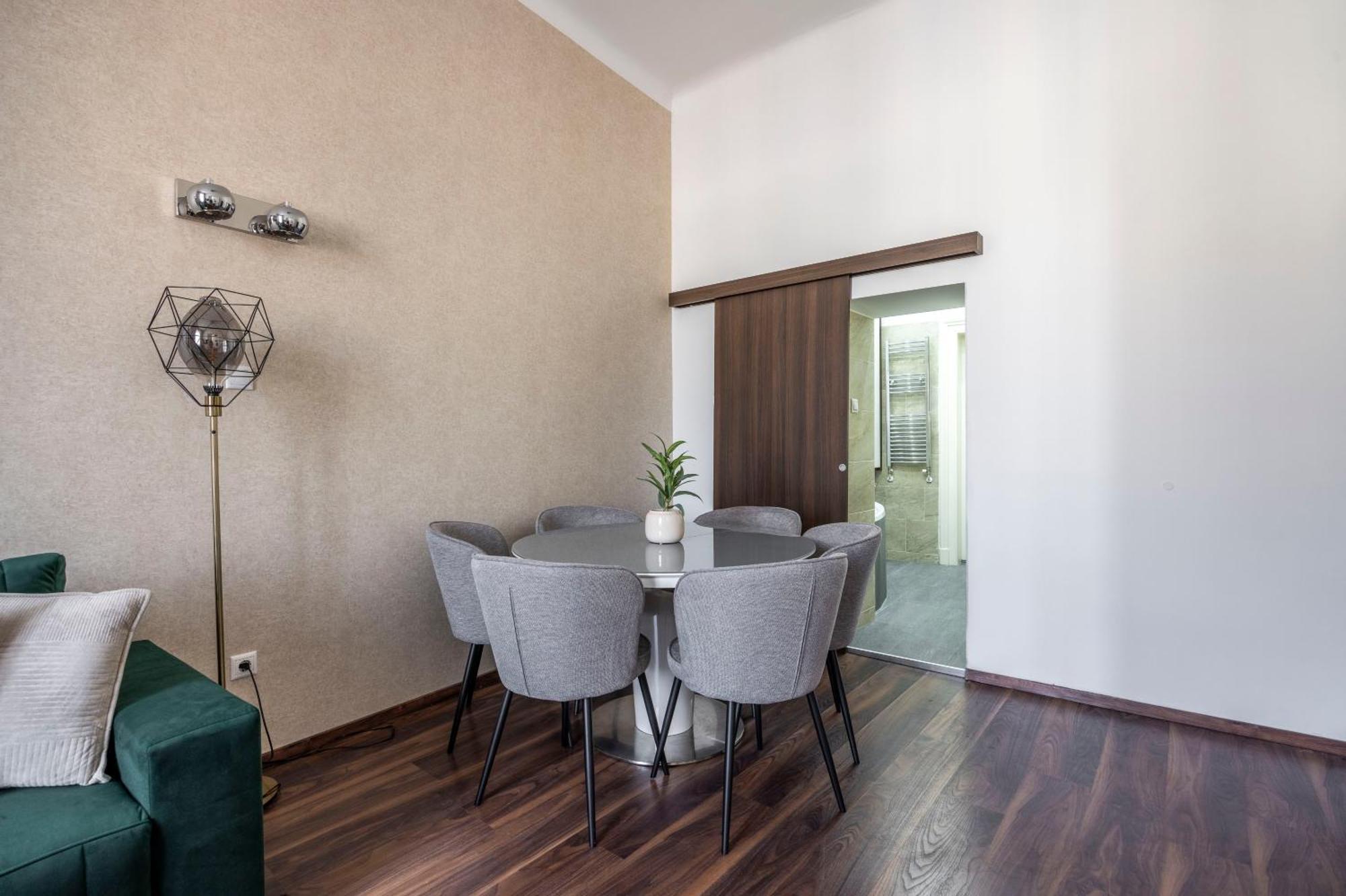 Appartamento Luxurious Elizabeth Grand W' Sauna