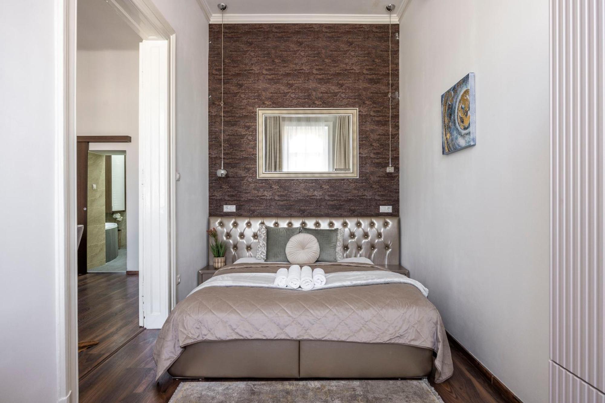 Luxurious Elizabeth Grand W' Sauna Budapest