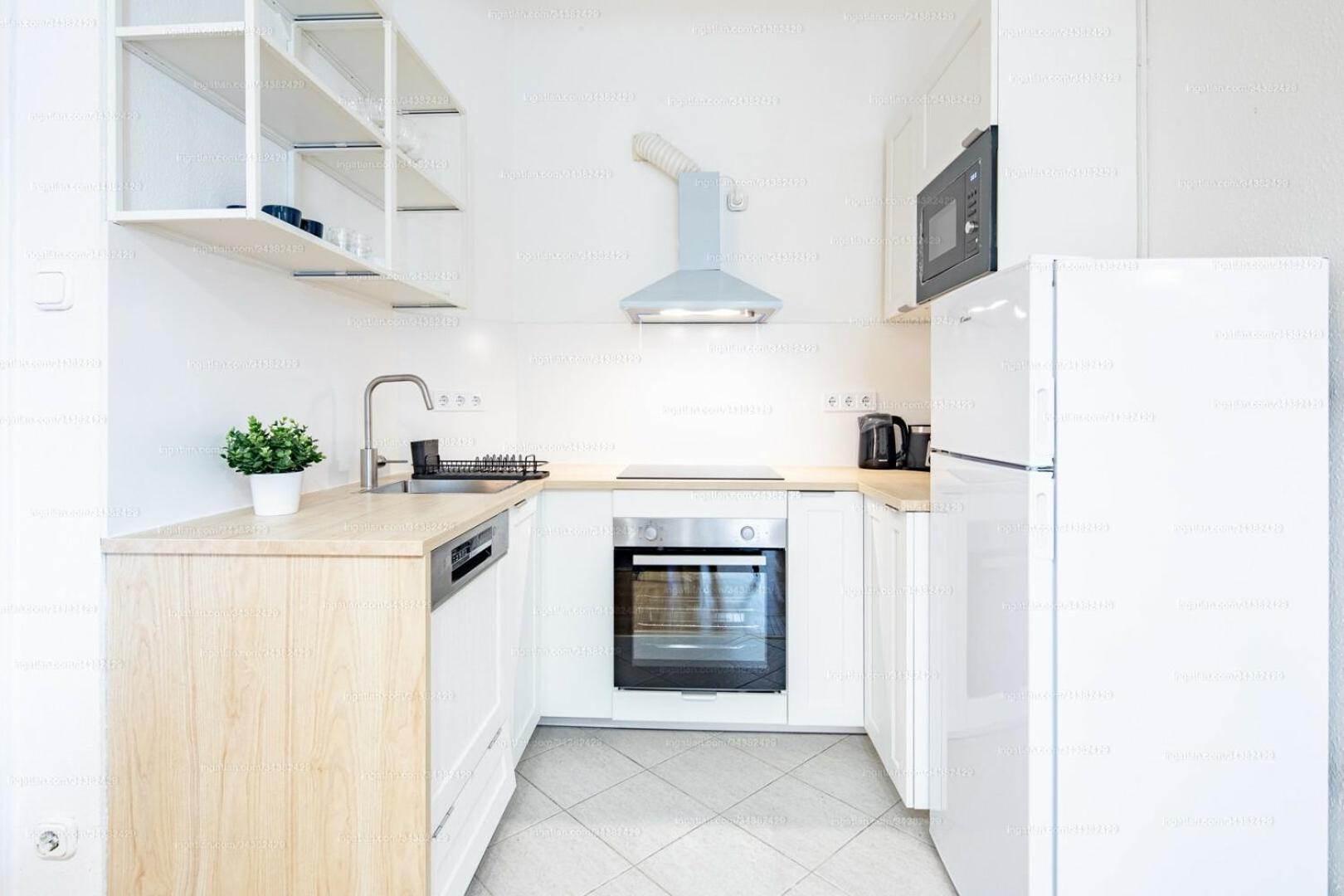 Magnificent 3br With Balcony By Dohany Synalogue Boedapest