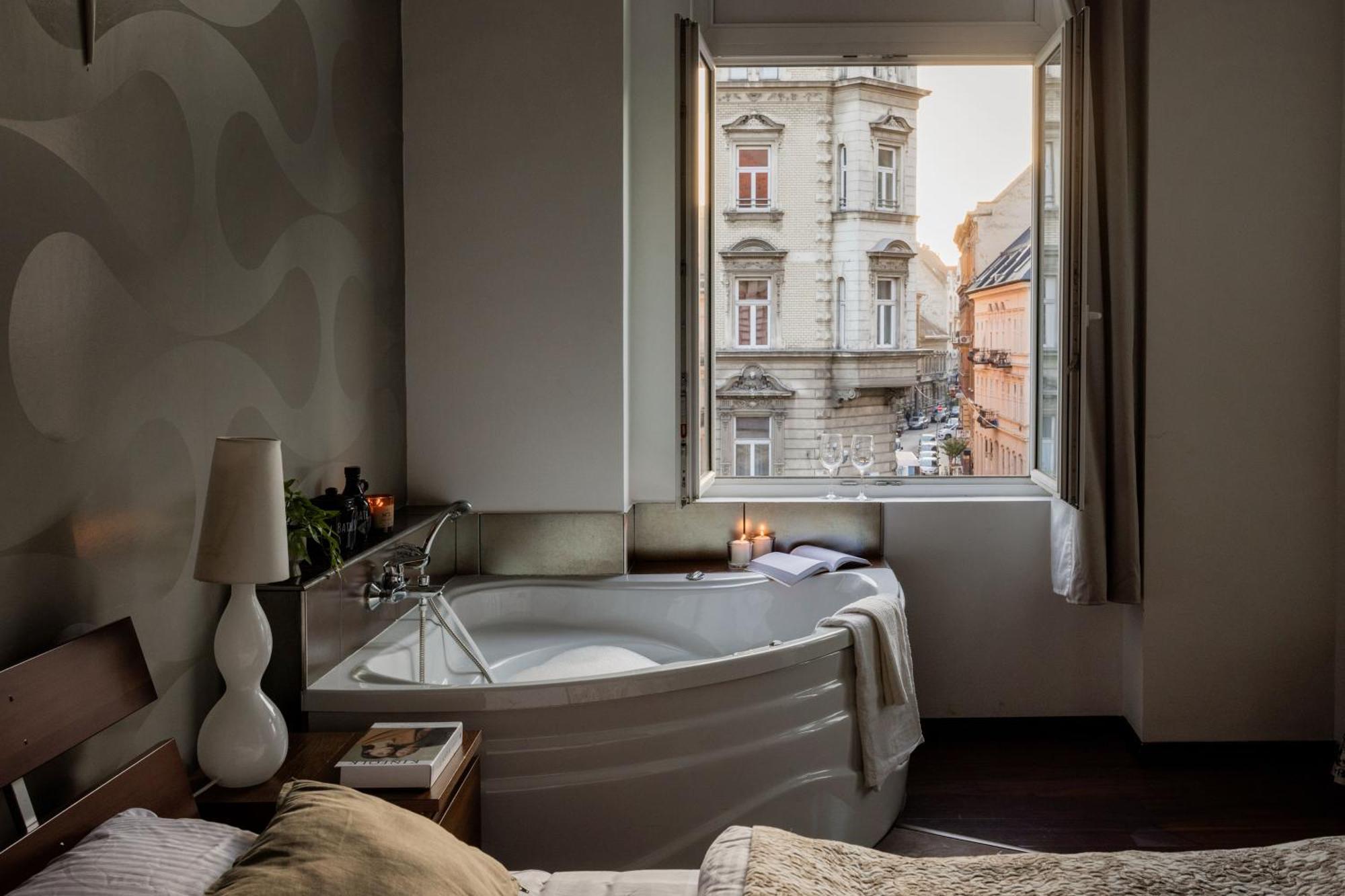 Appartamento Magnificent Elegance By Erzsebet Krt & New York Cafe Budapest