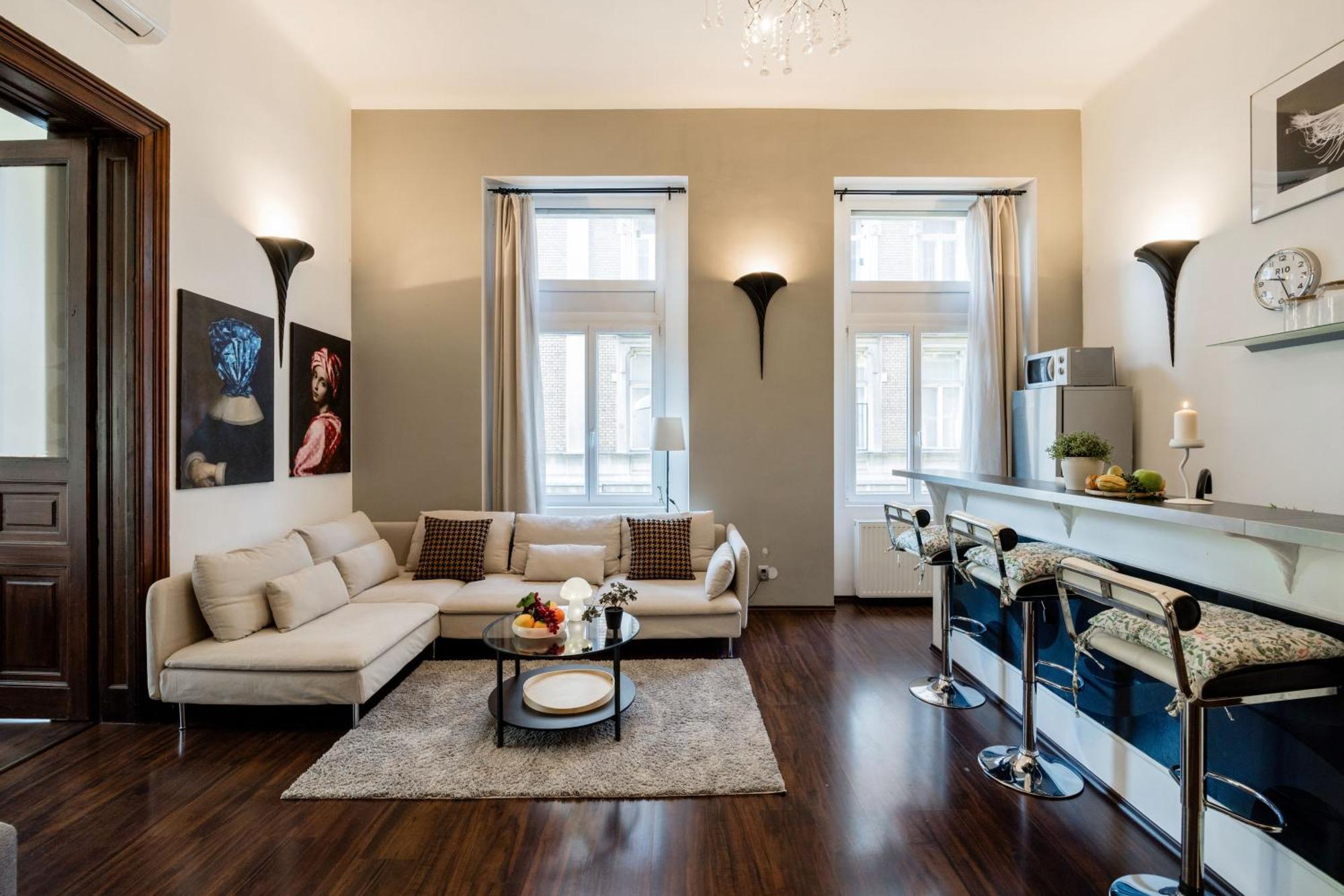 Magnificent Elegance By Erzsebet Krt & New York Cafe Appartamento