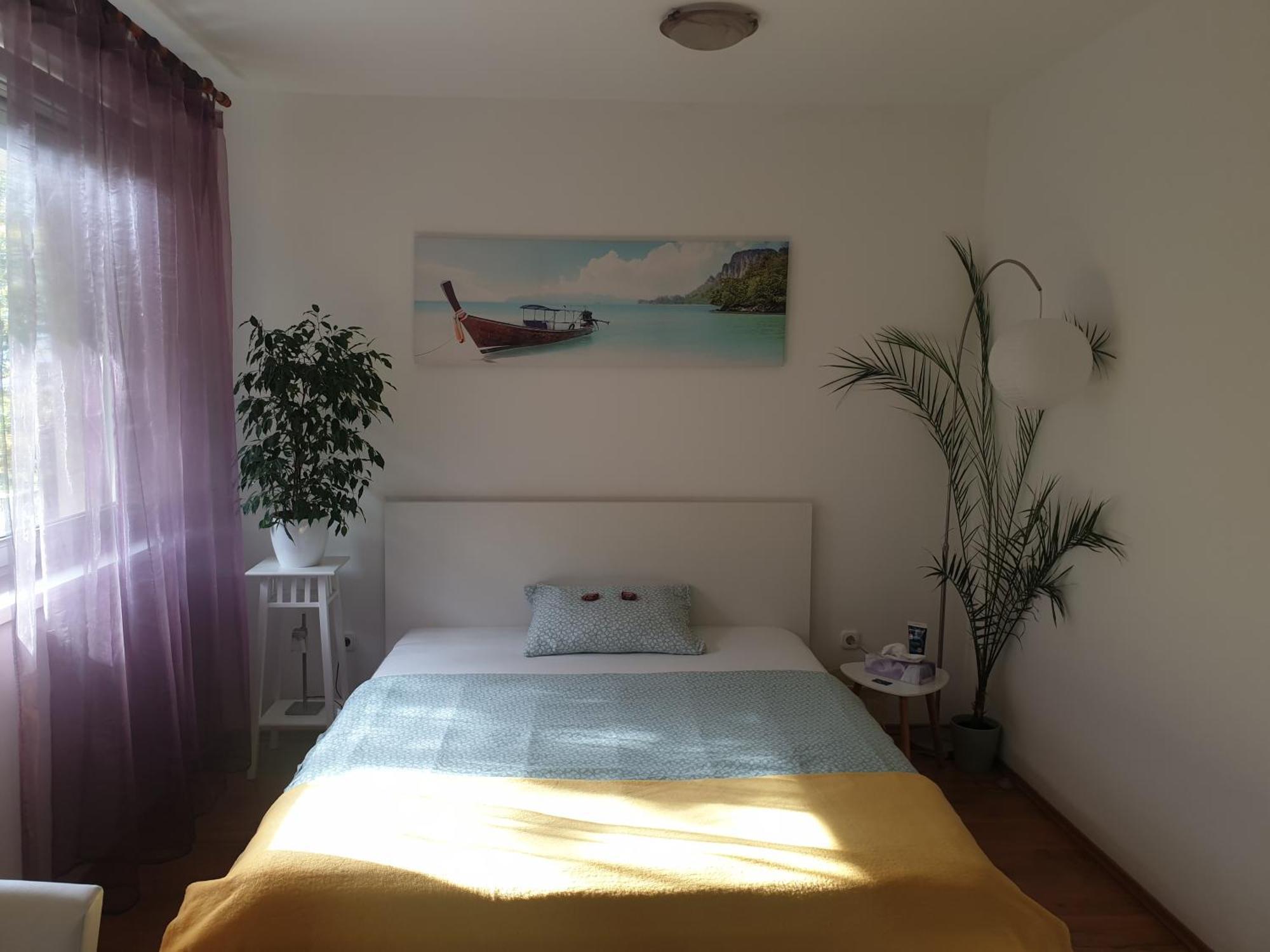 Apartament Goemb Utca *