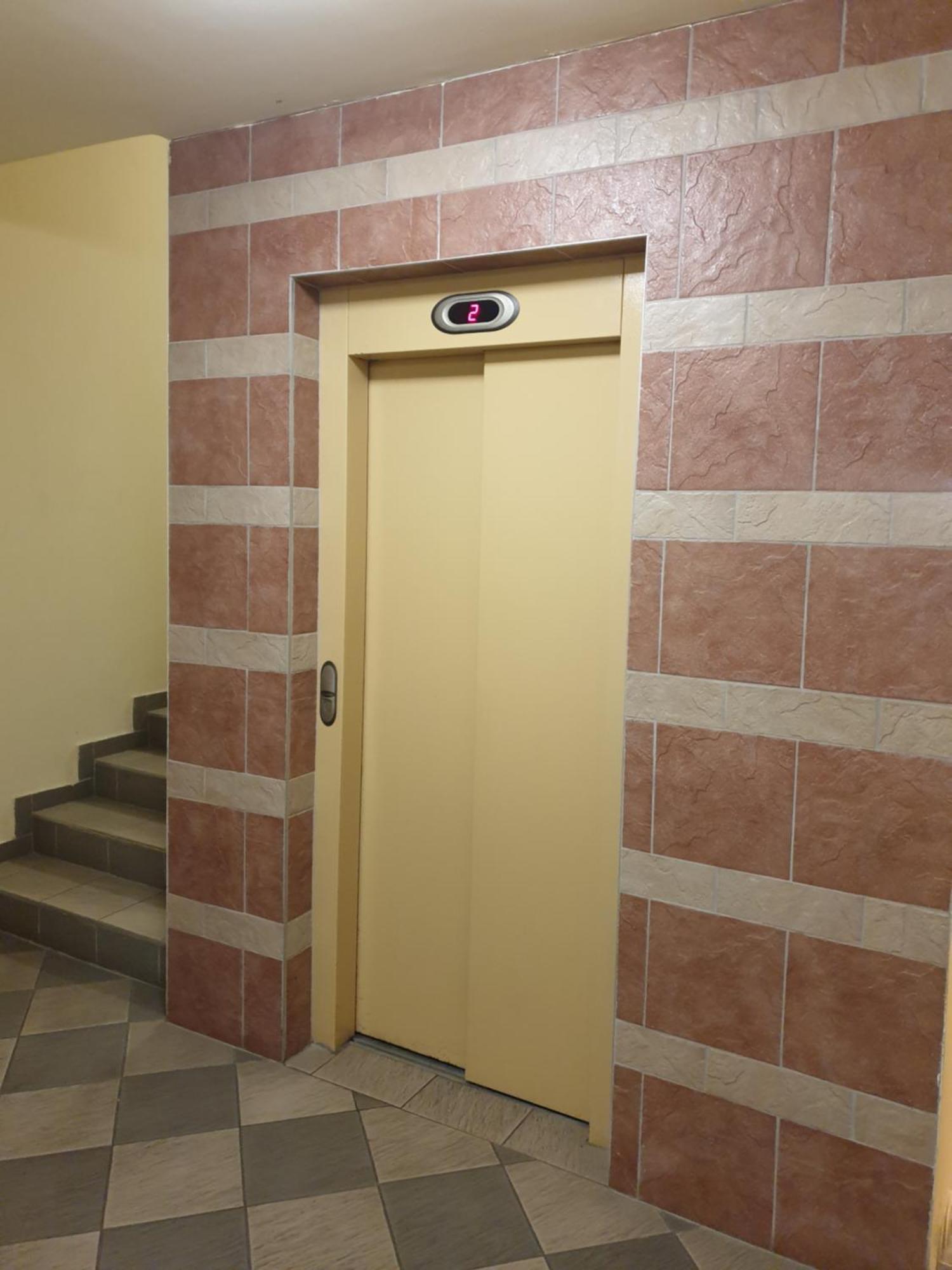 Goemb Utca Apartament