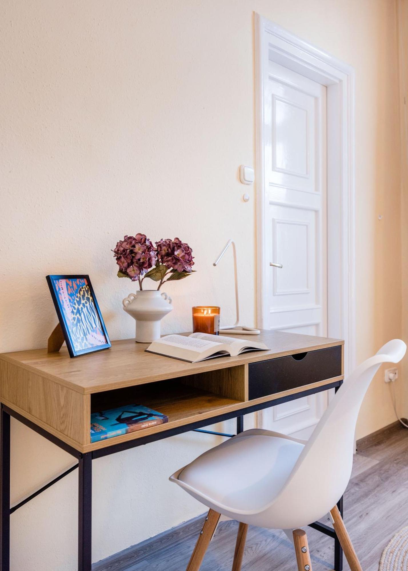 Magnificent 3br With Balcony By Dohany Synalogue Appartement Boedapest
