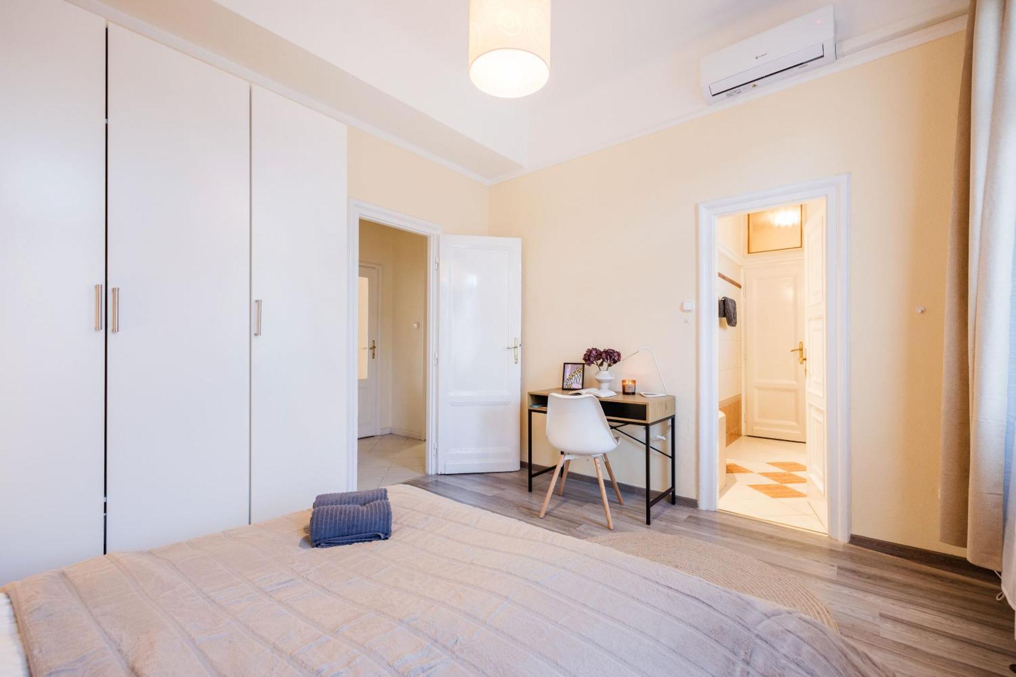 Appartement Magnificent 3br With Balcony By Dohany Synalogue *