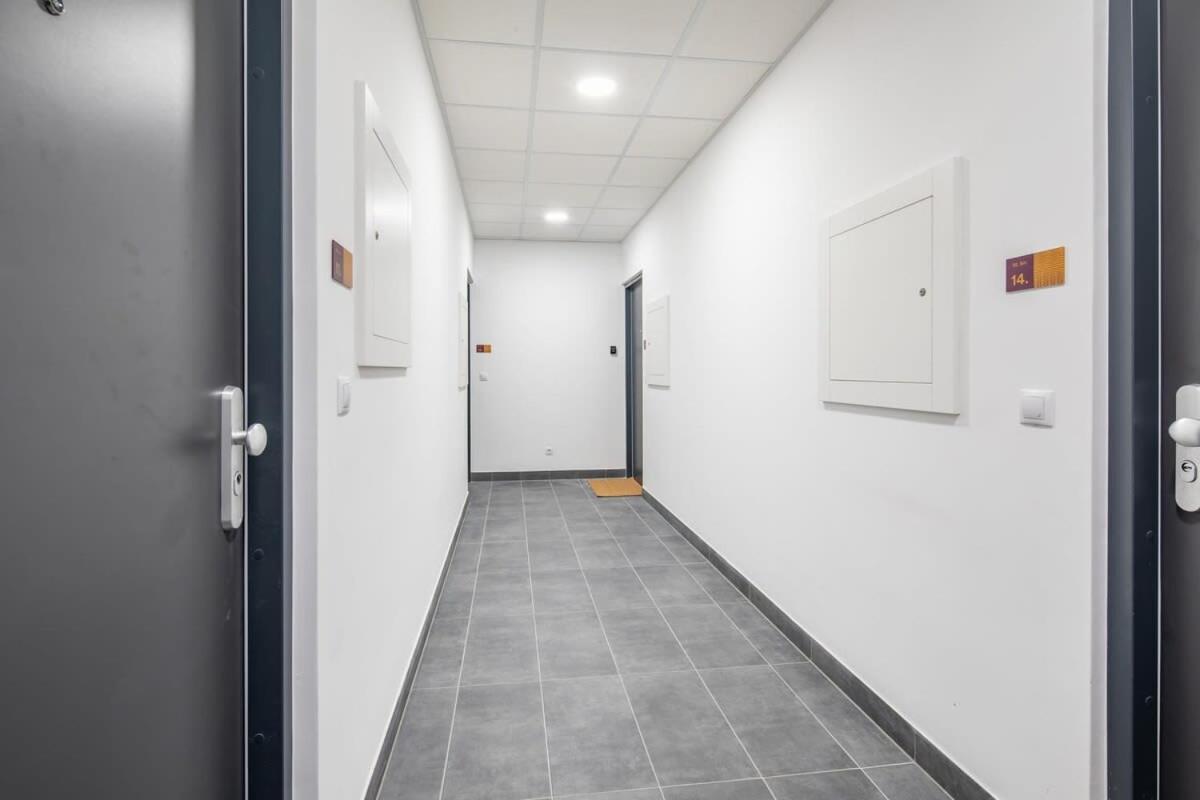 Apartmán Brand New - Modern & Comy At River