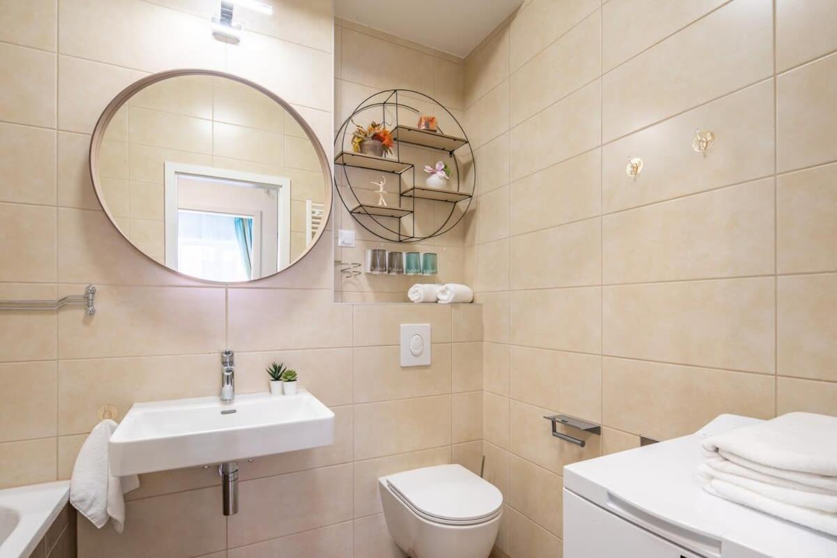 Apartmán Brand New - Modern & Comy At River Budapešť