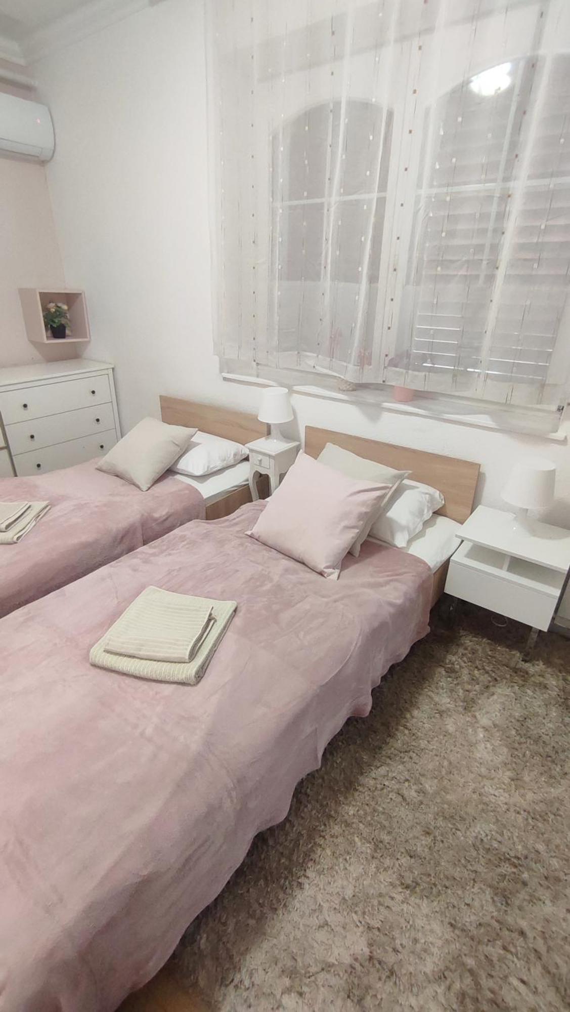 Le Rose Hotel