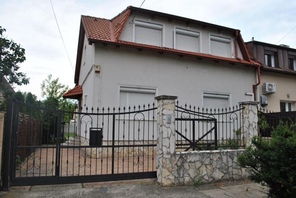 Appartamento Exigens House *