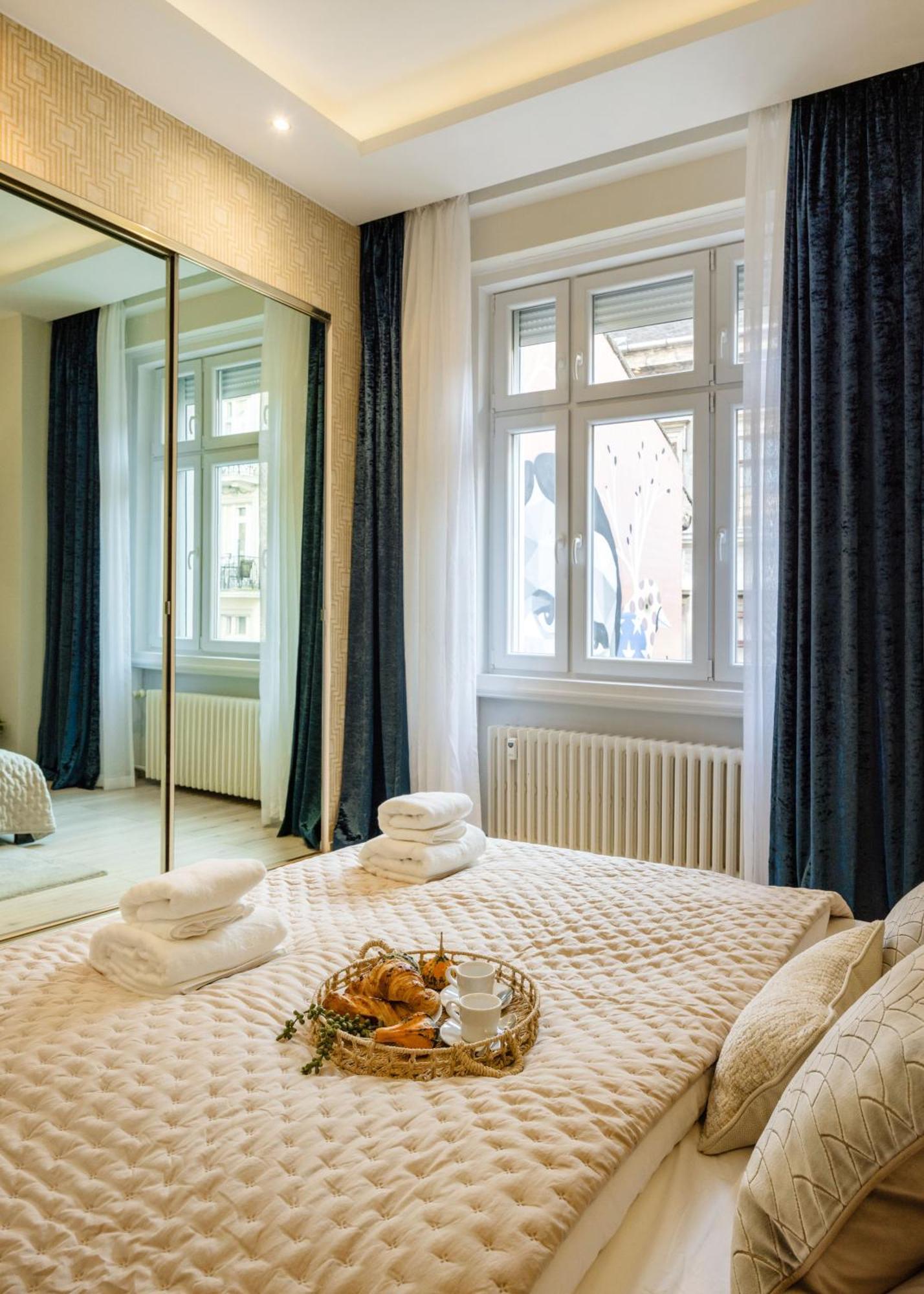 Designer Luxury Next To Dohany Synagogue With Balcony Appartamento *