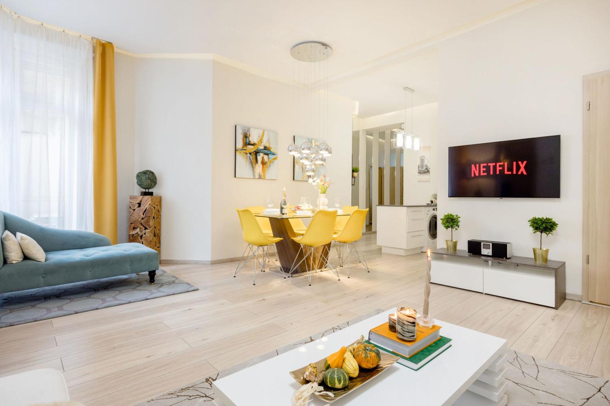 Designer Luxury Next To Dohany Synagogue With Balcony Appartamento Budapest