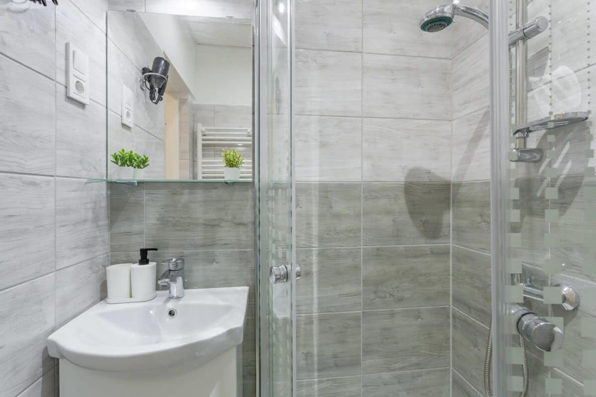 Appartamento Modern Cozy At The Center Budapest