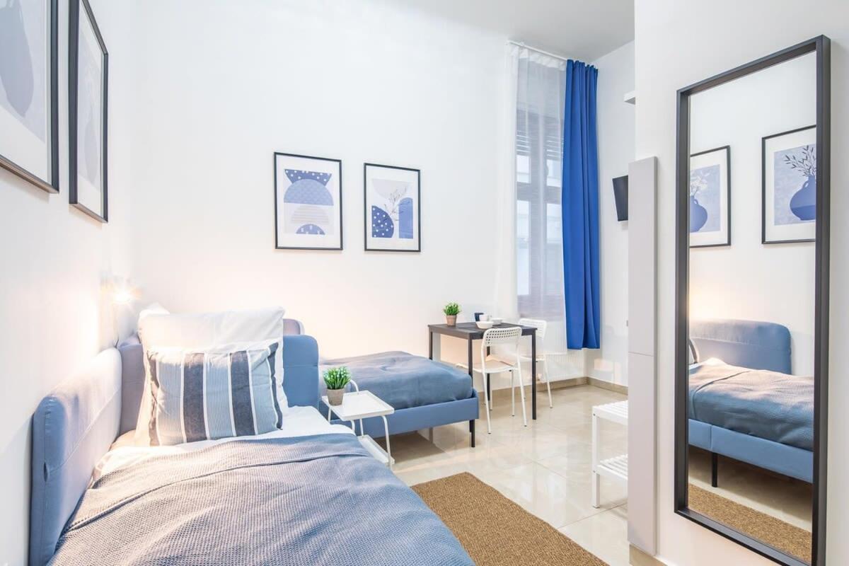 Modern - - Simple Apartamento