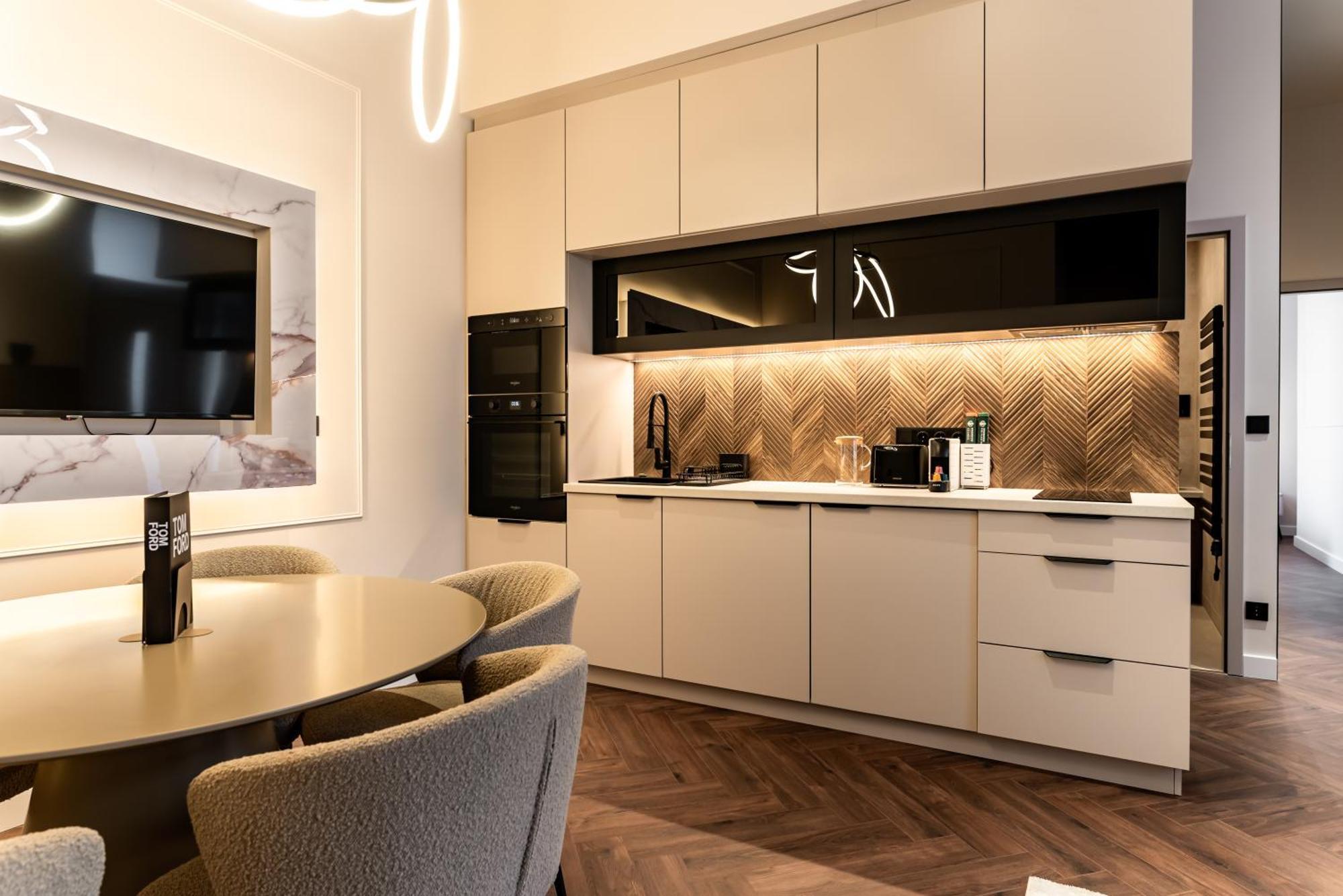 Acacia Luxury Apartament *