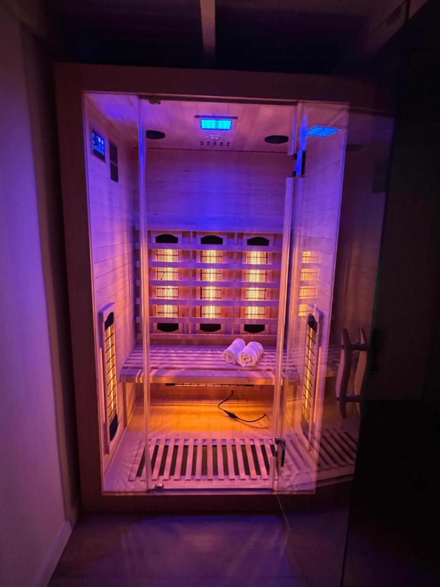 Appartamento Lovely And Relaxing With Amazing Sauna & Free Garage