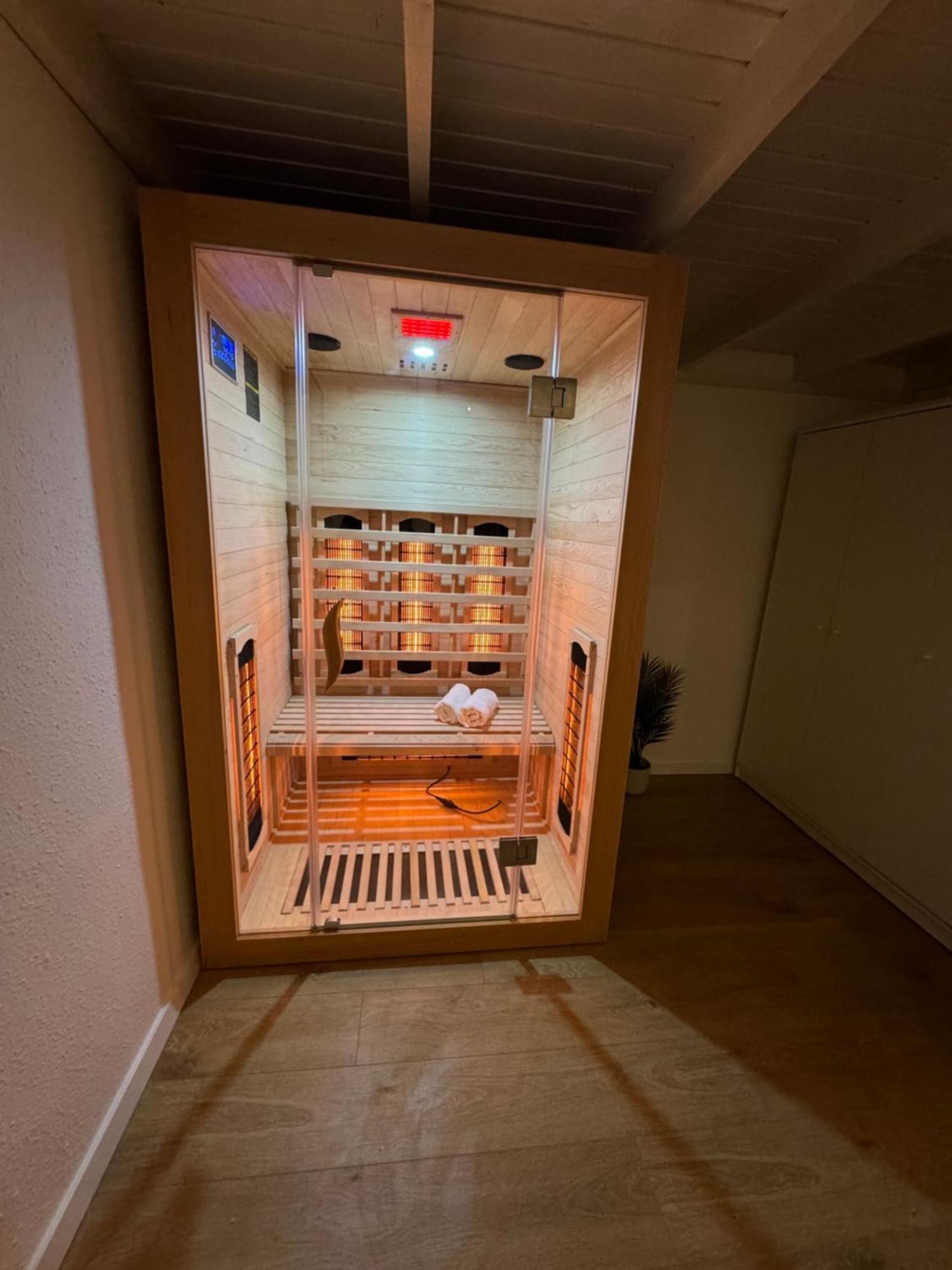 Appartamento Lovely And Relaxing With Amazing Sauna & Free Garage