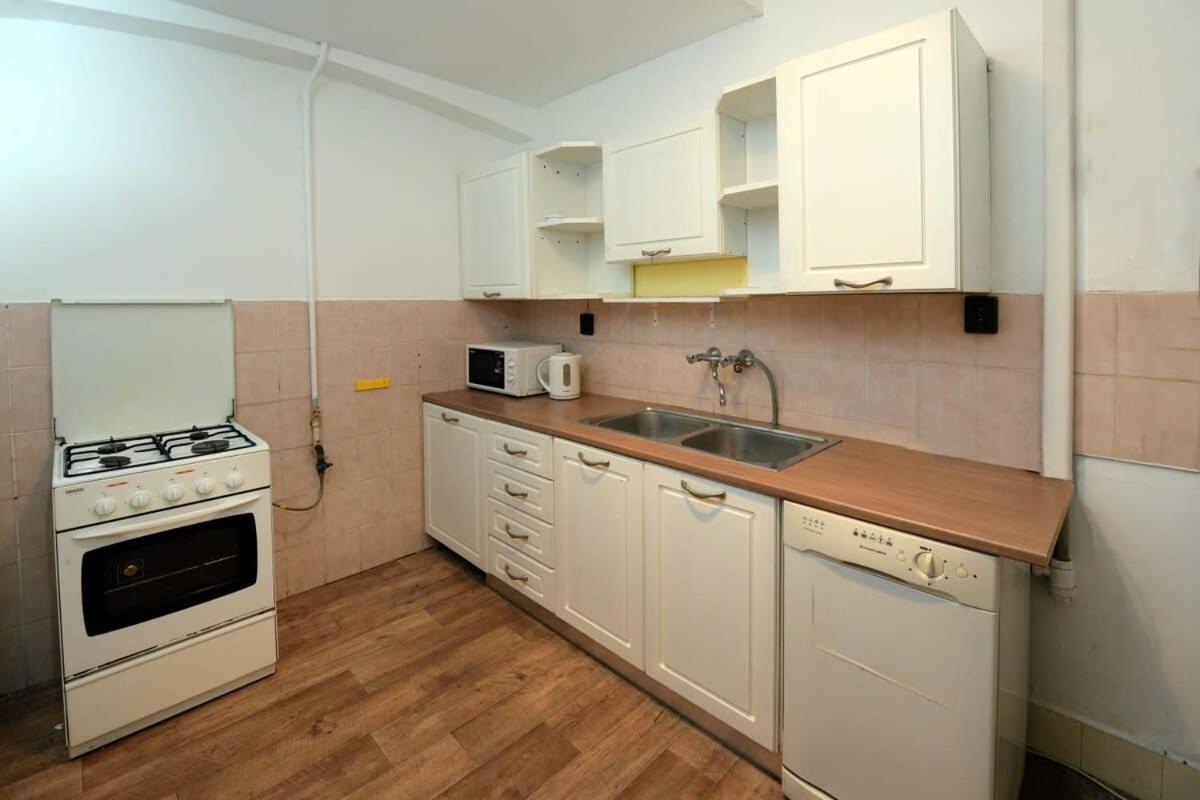 Appartamento Spacious Basic In The Center *