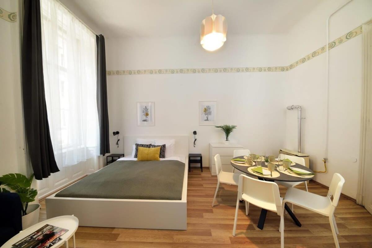 Appartamento Spacious Basic In The Center Budapest
