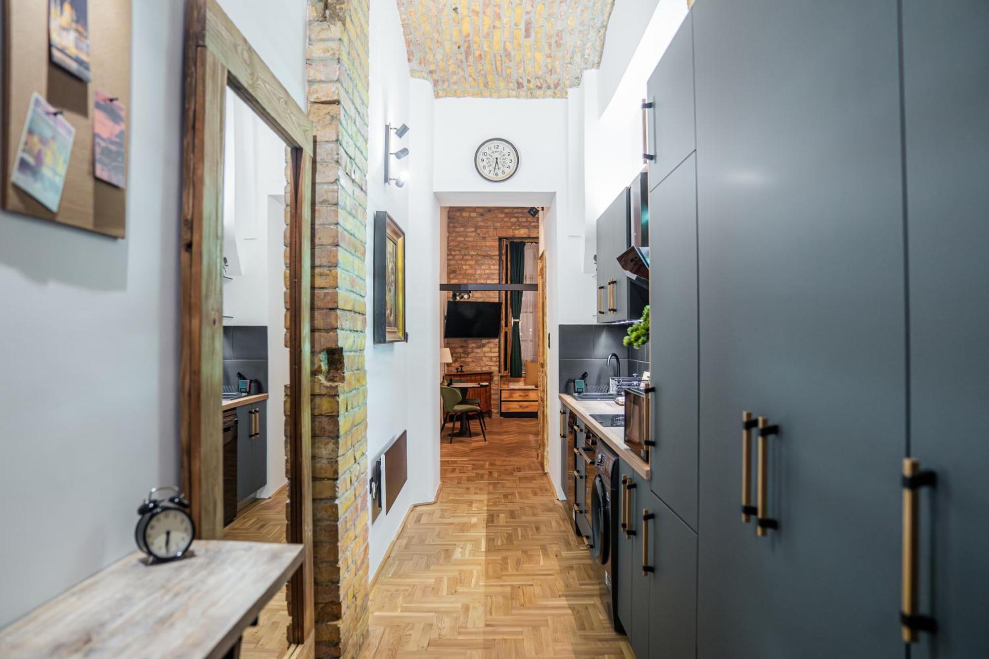 Apartment Downtown Rustica *