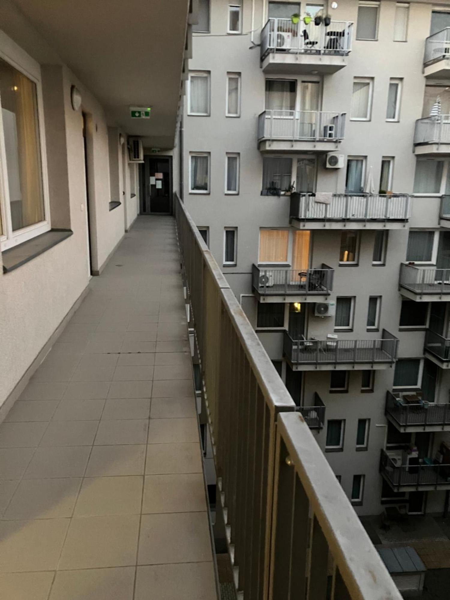 Roland Downtown - Garay Apartment *