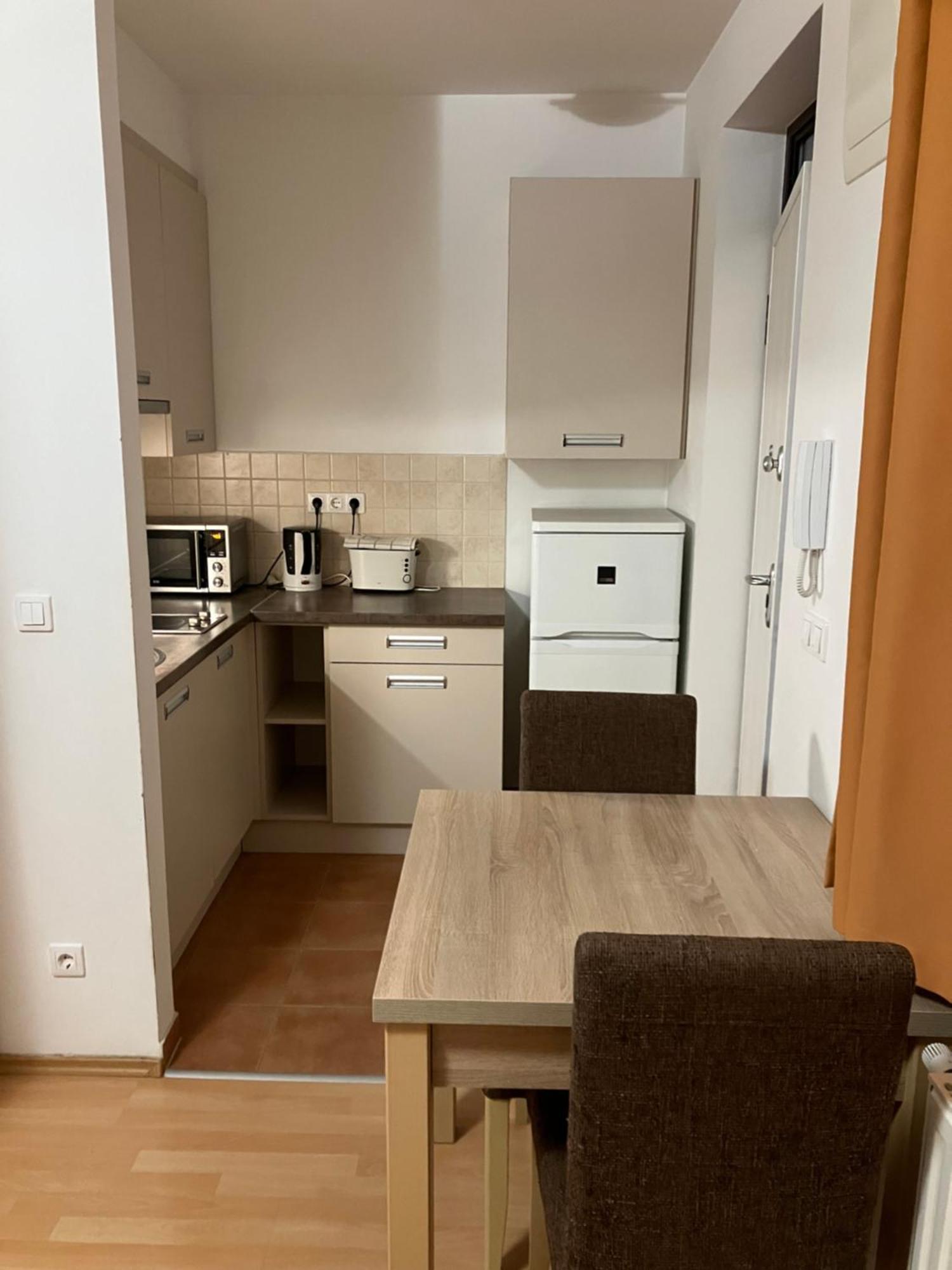 Apartment Roland Downtown - Garay