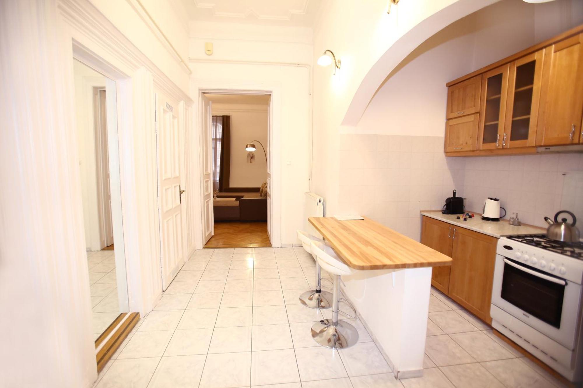 Apartamento Venus - Opera Iv *