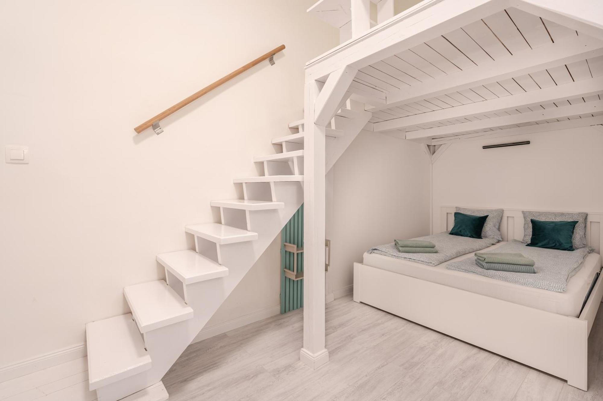 Apartment Kl31 - Best Location - Elegant Historic Residence By Bqa Budapest