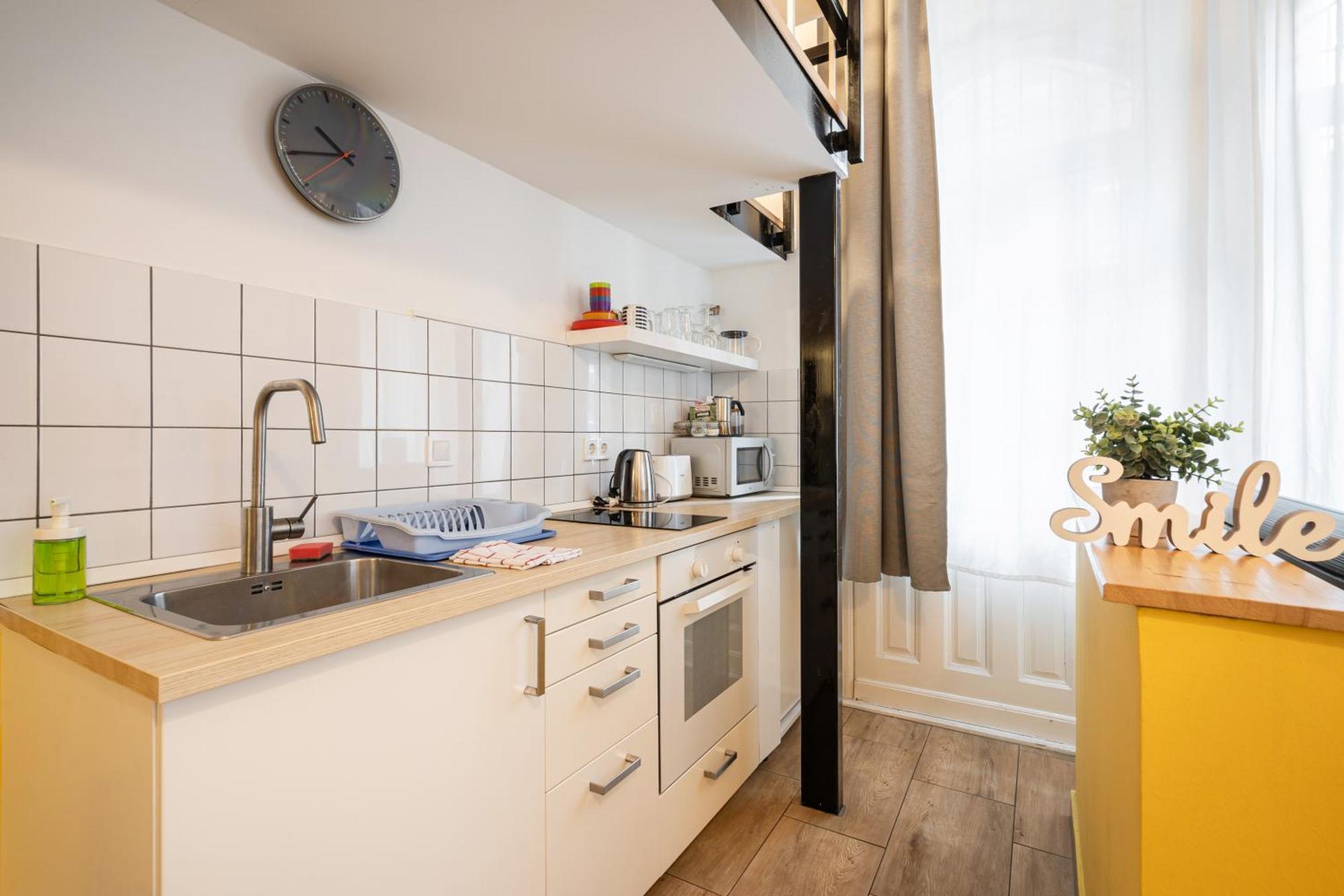 Charming In The Heart Of The Jewish Quarter W41 Yellow Apartament