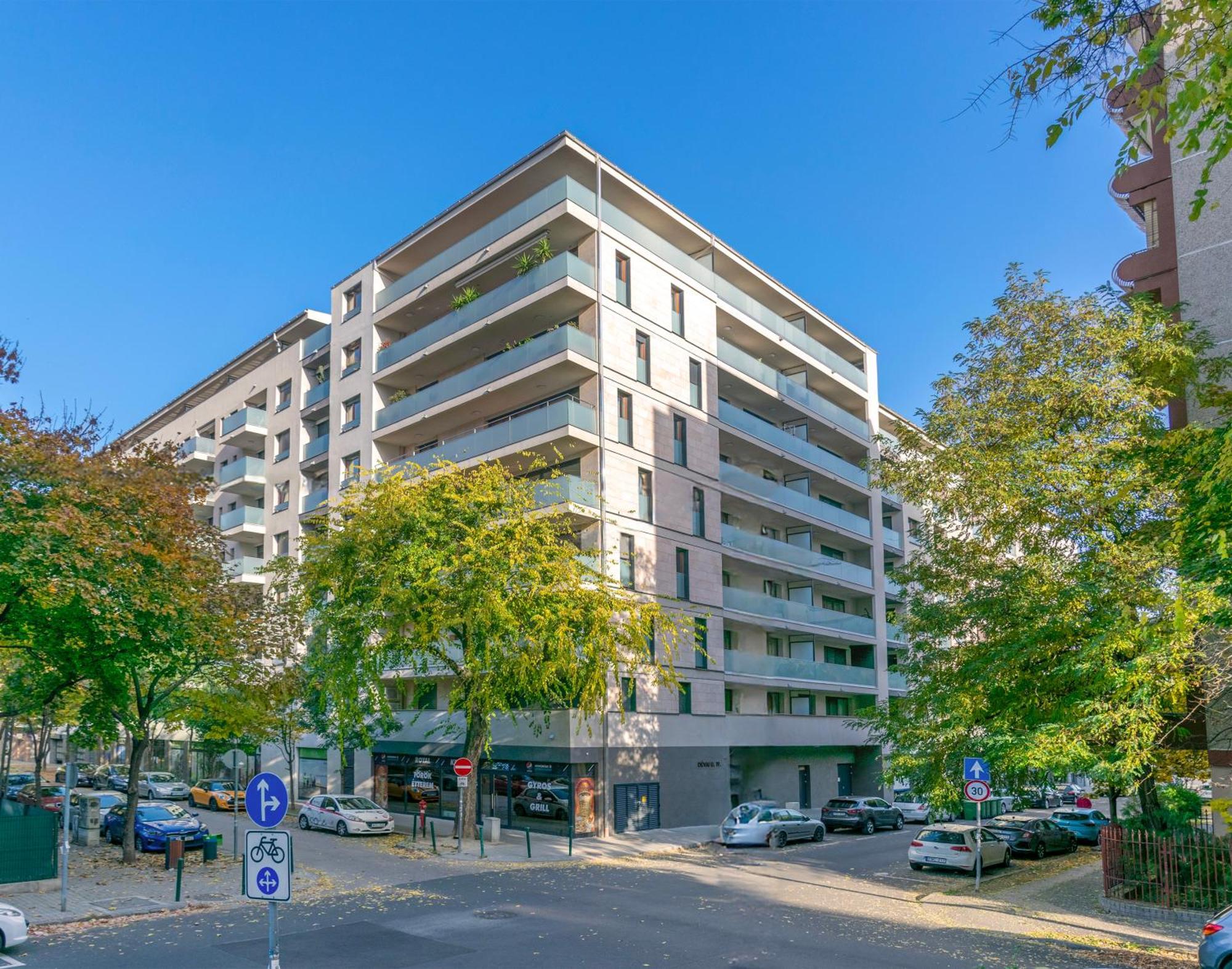 Lehel Apartamento *
