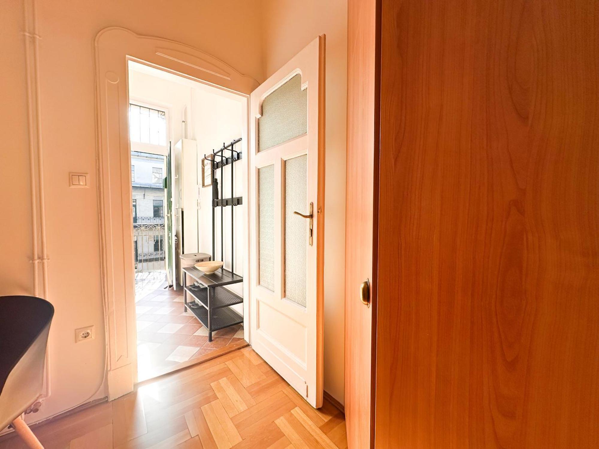 Kiraly Levente - Center Location Ac * Budapest