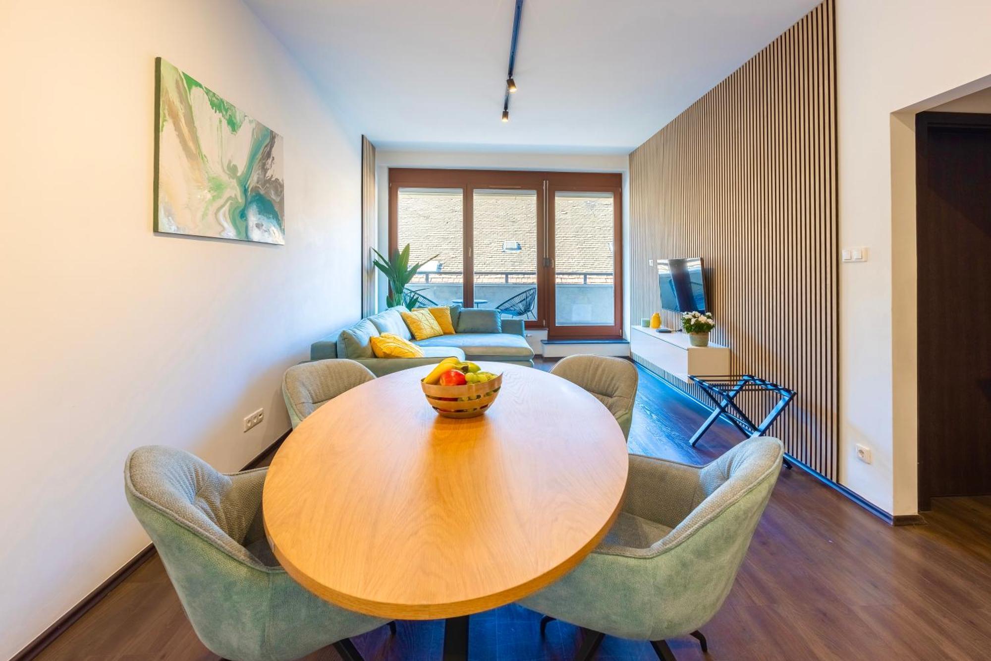 Free Parkin Sensational Location 3room